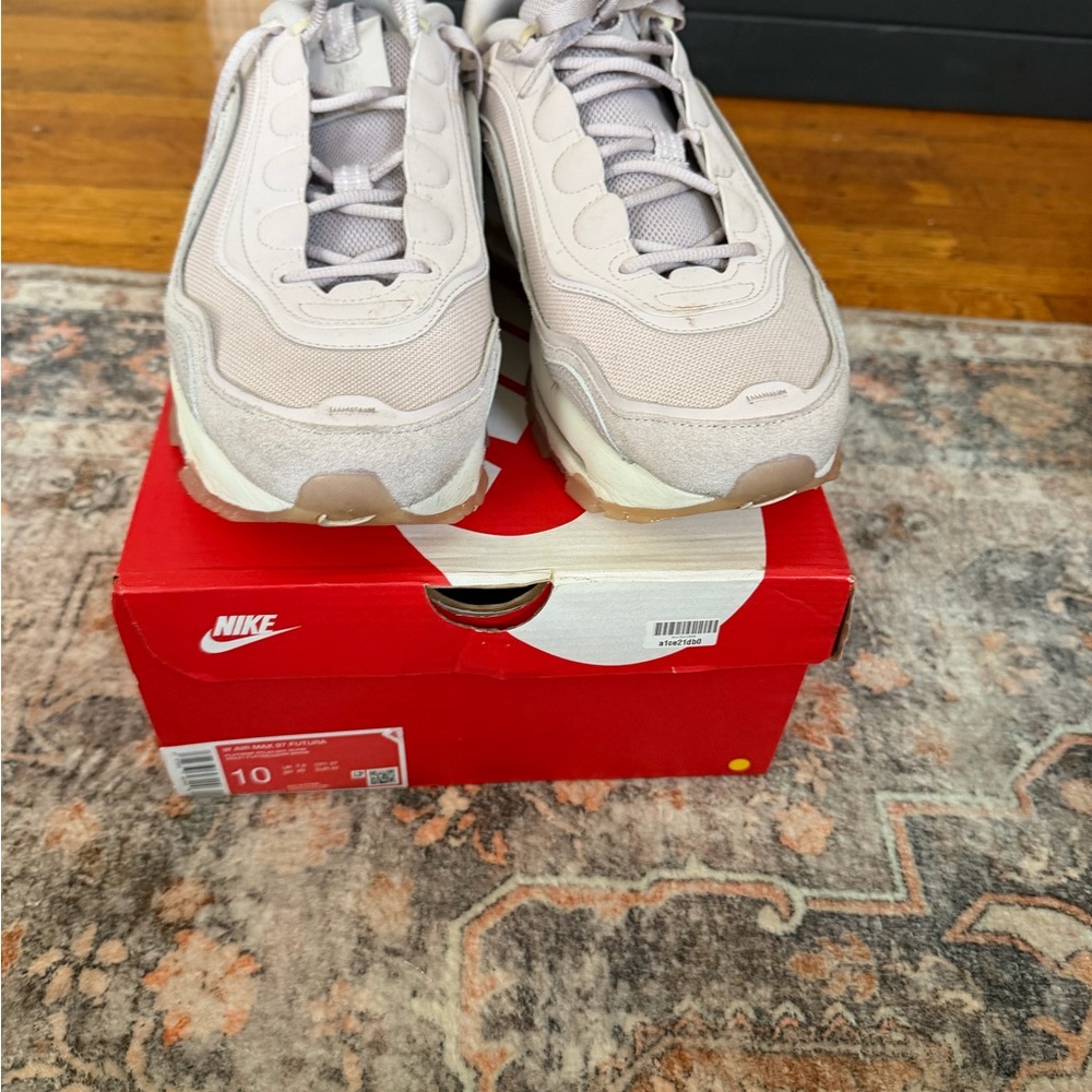 Nike Neutral Beige/Tan Sneakers - women’s size  10
